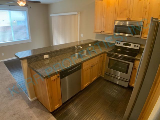 Building Photo - 408 NE 141st Pl