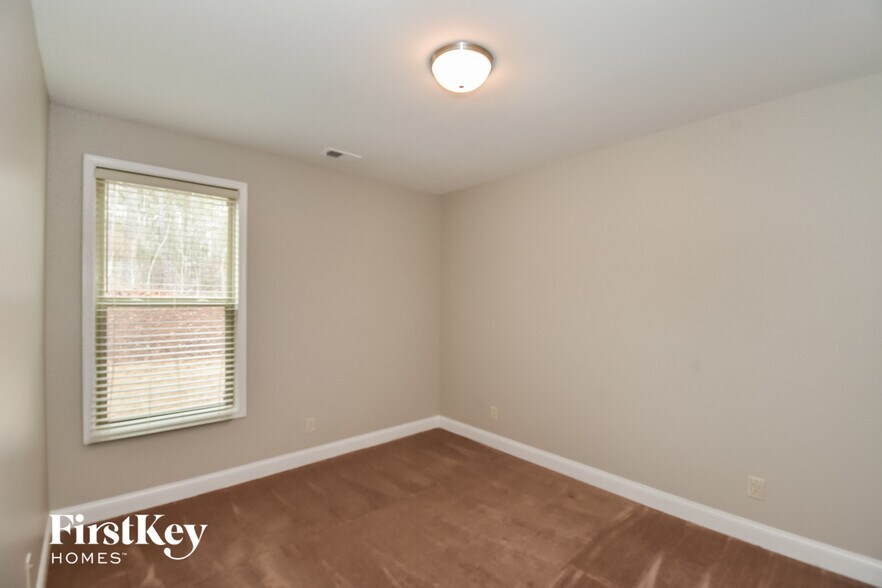 Building Photo - 97 Dunston Way