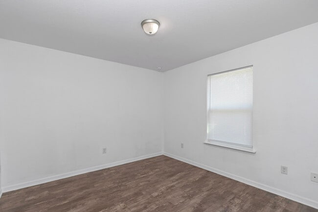 Building Photo - 6064 NW 54th Terrace