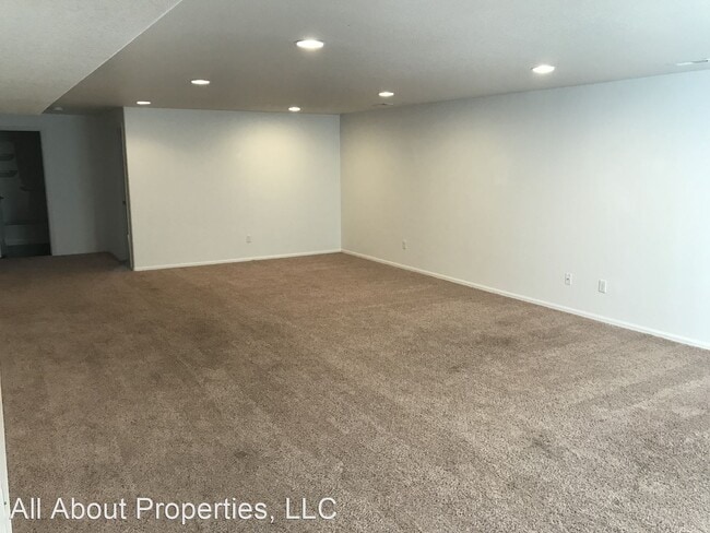 Building Photo - 5 br, 3 bath House - 1832 85th Avenue Ct