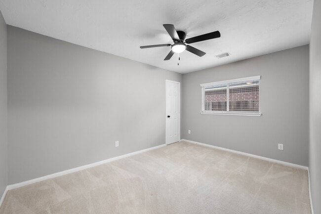 Building Photo - 1855 Silent Shore Ct
