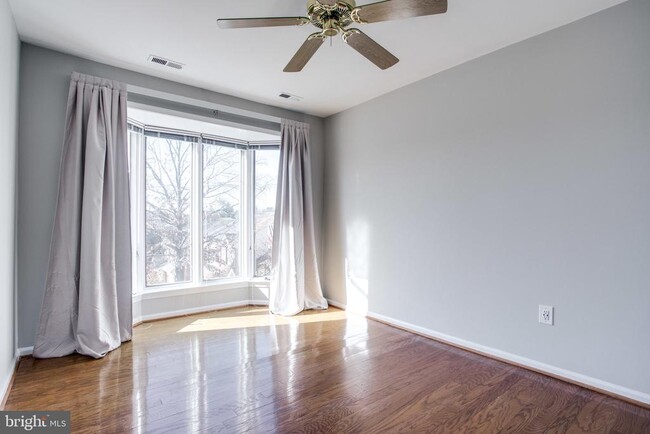 Building Photo - 1494 Hampton Hill Cir