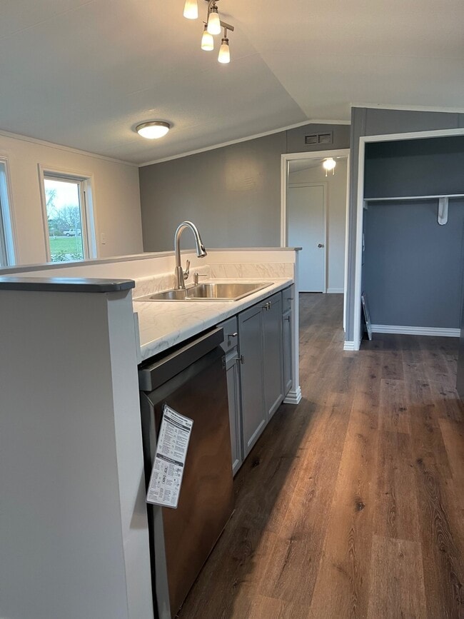 Building Photo - 6085 Adams Flat Rd