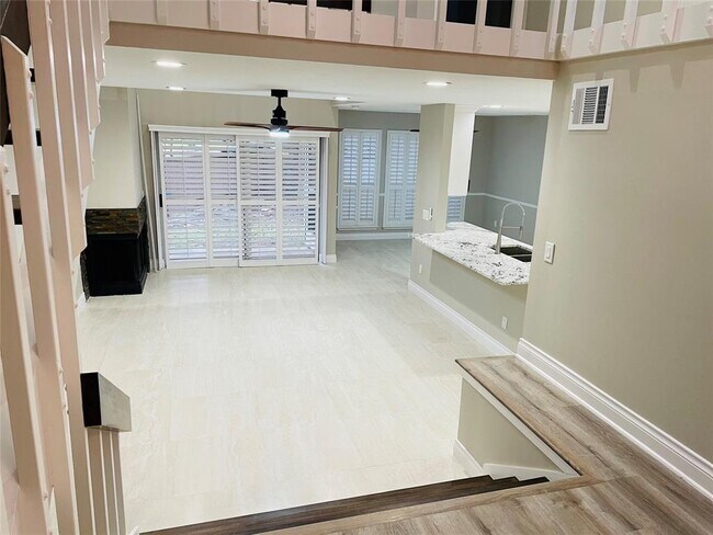 Building Photo - 3307 Golden Trails Dr