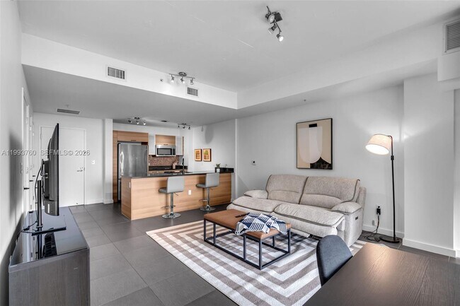 Building Photo - 3301 NE 1st Ave