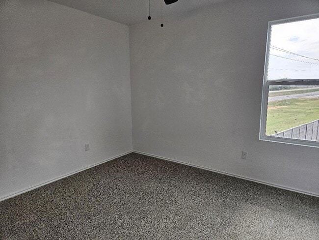 Building Photo - 17721 Somerville Ct