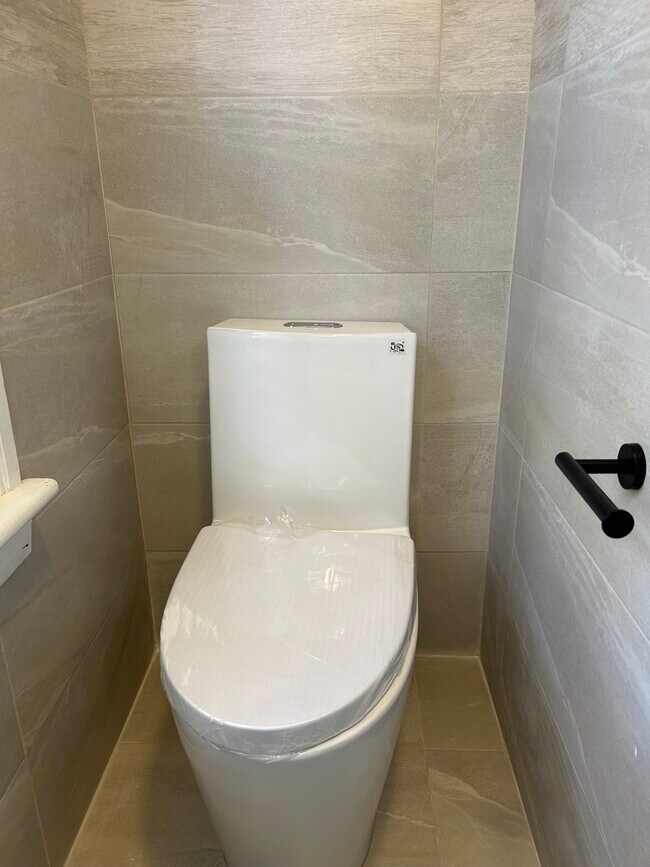 Building Photo - 72 Delaware Ave