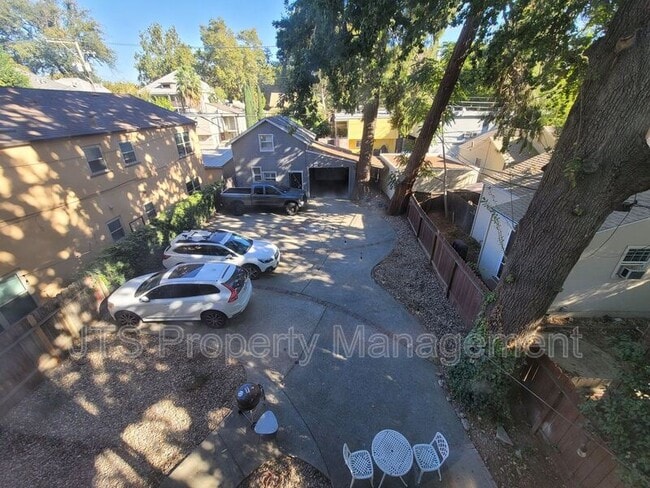 Building Photo - 1717 H St