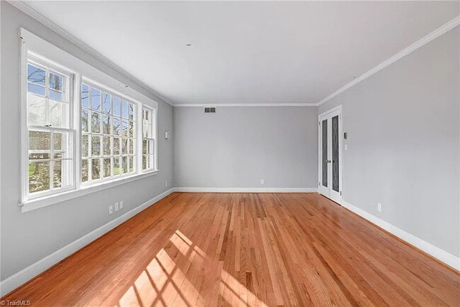 Building Photo - Earn Wealth While Leasing - Like a Homeowner - Lease to Own