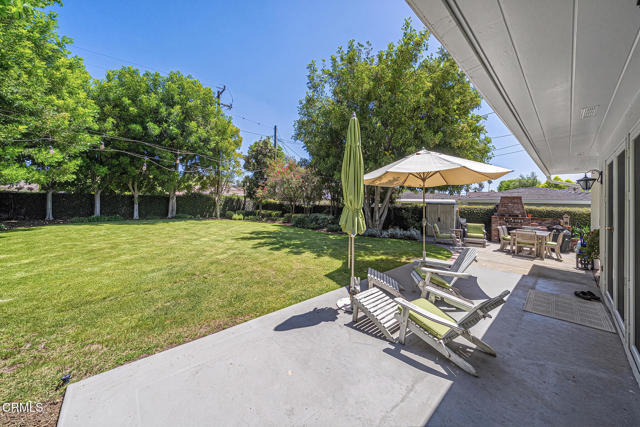 Building Photo - 1530 Vandyke Rd