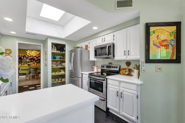 Building Photo - 10591 E Saddlehorn Dr