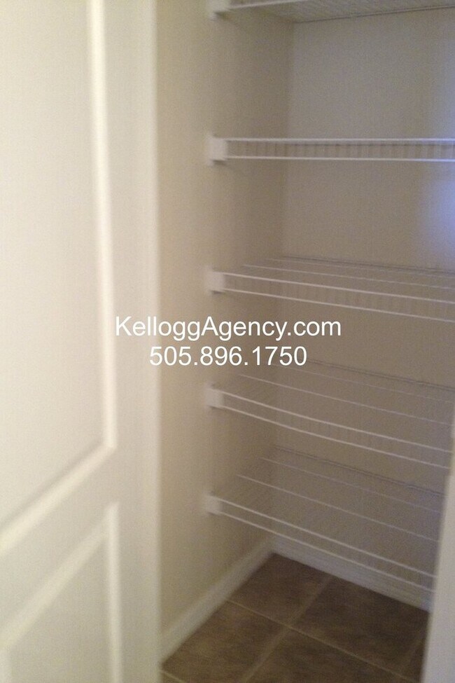 Building Photo - COMING SOON - 3 Bedroom in Cabezon Subdivi...