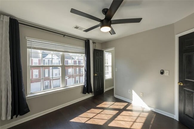 Building Photo - 3177 Mill Springs Cir NE