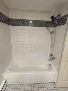 Building Photo - 7637 S Essex Ave