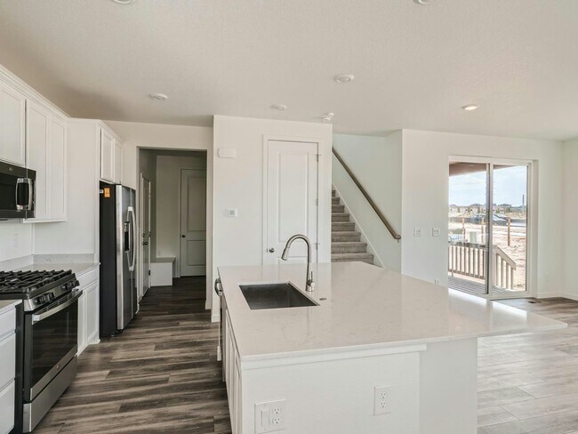 Building Photo - 8997 Borrowdale Ln