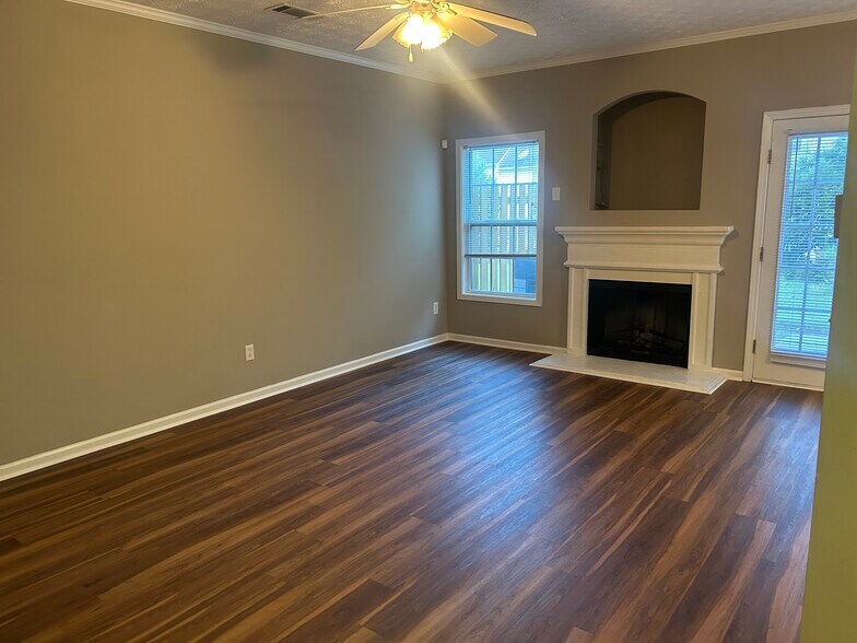Living Room - 6694 Evans Trce