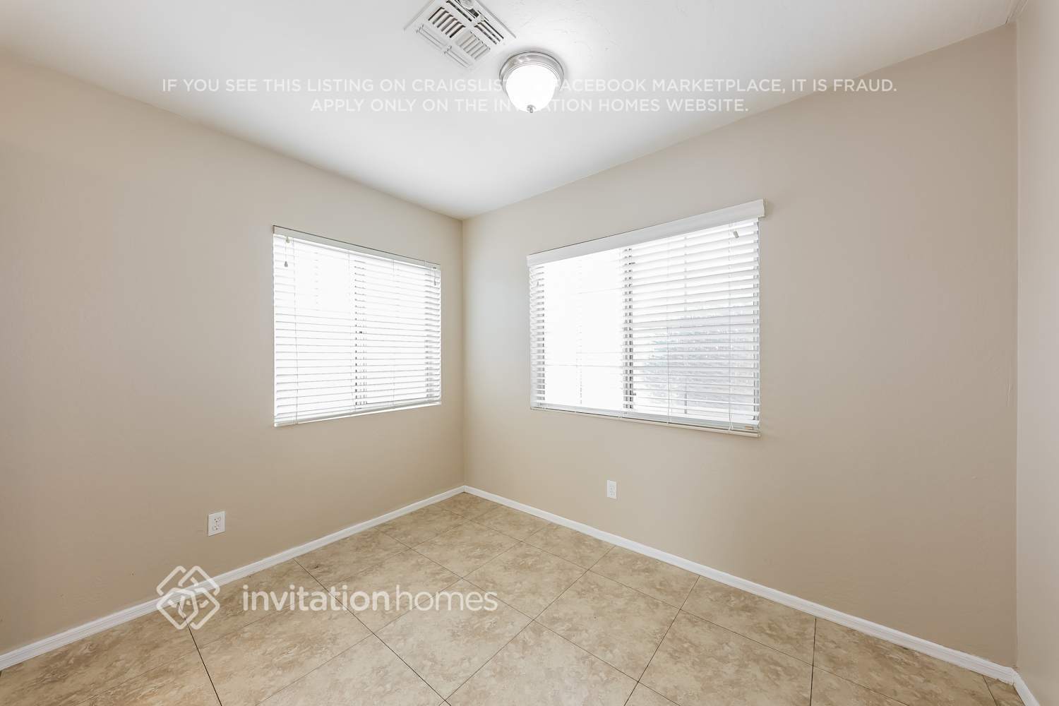 Building Photo - 12563 W Charter Oak Rd