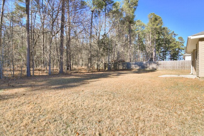 Building Photo - 1215 Pinnacle Dr