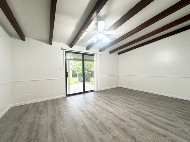 Building Photo - Updated 3 Bedroom 1.5 Bathroom Home in Desirable Arden Park!