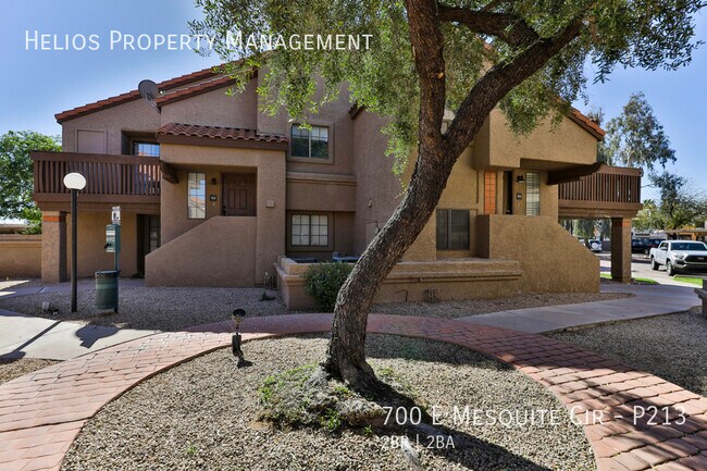 Building Photo - 700 E Mesquite Cir