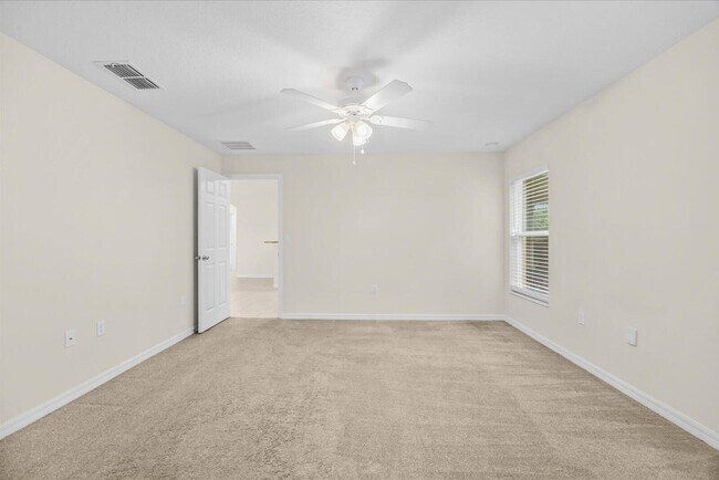 Building Photo - 8736 98th Ct
