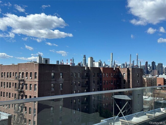 Building Photo - 31-41 29th St