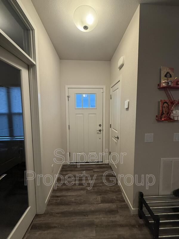 Building Photo - 2865 Endive Dr