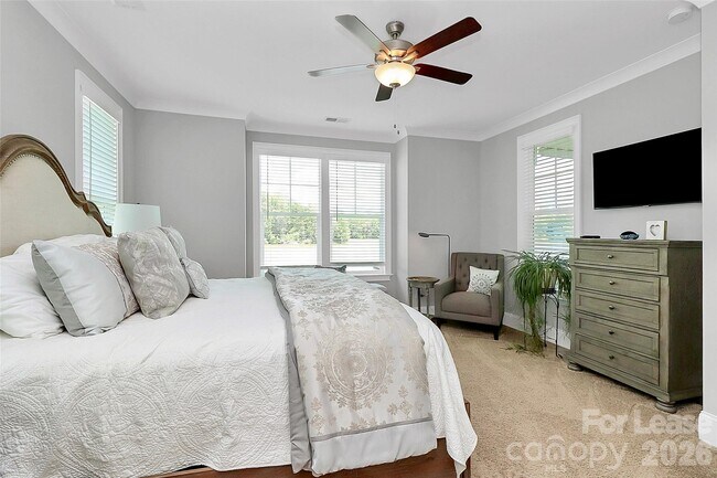 Building Photo - 136 Preston Rd