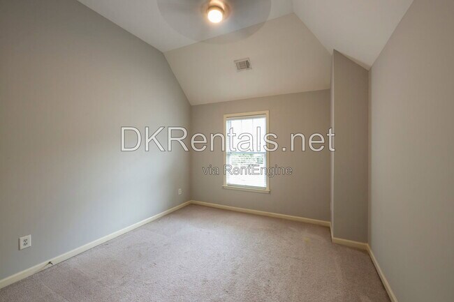 Building Photo - 11923 Aspen Forest Dr