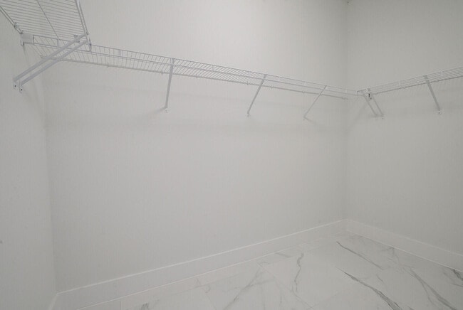 Building Photo - 352 Bella Sol Way