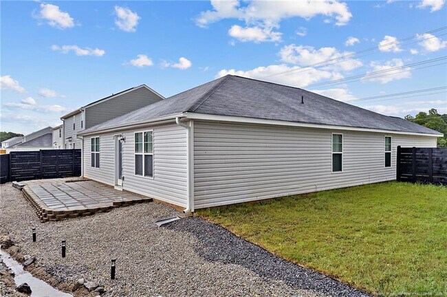 Building Photo - 713 Caelin Farms Rd