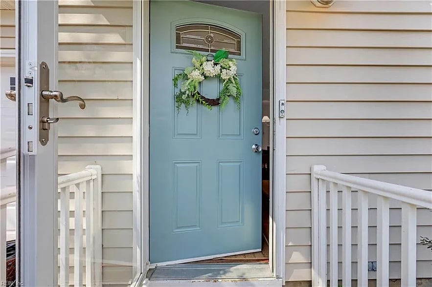 Building Photo - 4048 Bradshaw Dr