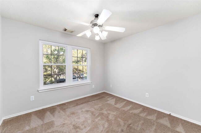 Building Photo - 19914 Shore Meadows Ln