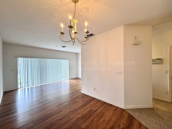 Building Photo - 10735 Savannah Wood Ct