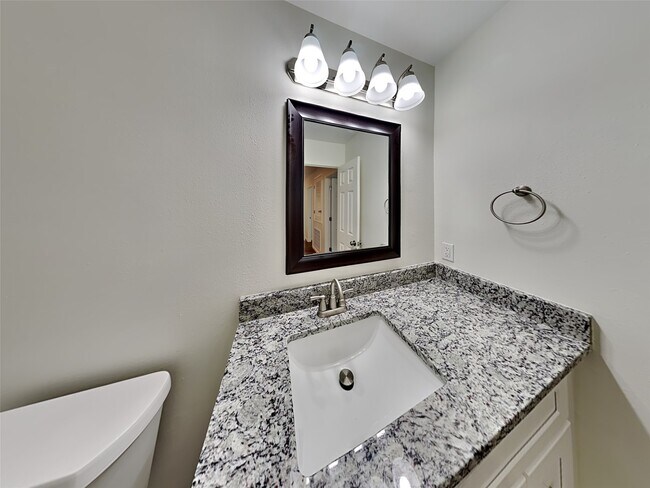 Building Photo - 16778 Fallen Timbers Dr