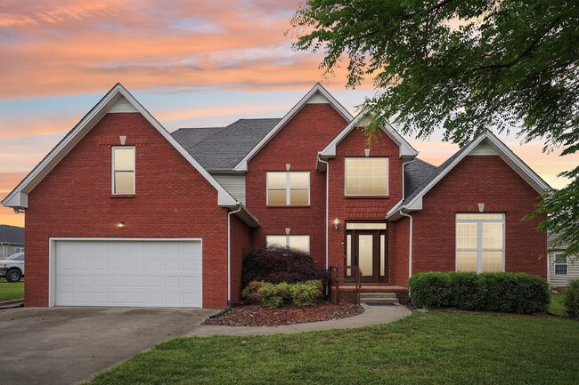 Primary Photo - 754 McClain Dr
