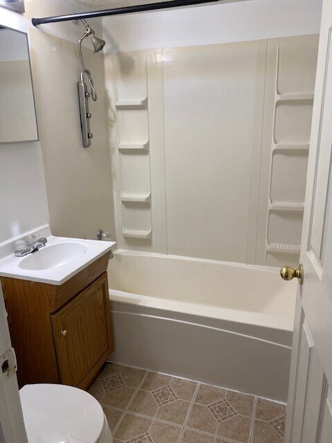 Building Photo - 1218 Lincoln Ave