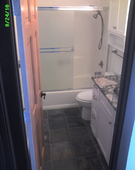 Bathroom - 989 Tahoe Boulevard