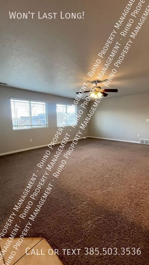 Primary Photo - 3 Bedroom/2 Bathroom Condo in Midvale