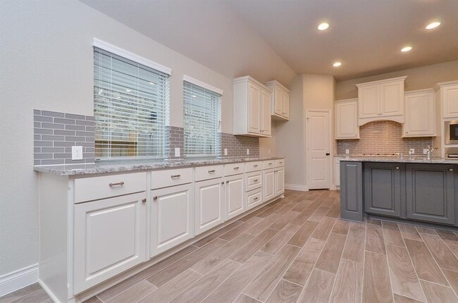 Building Photo - 23319 Peareson Bend Ln