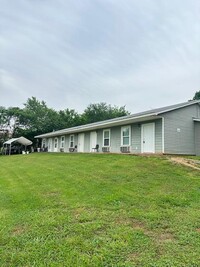 Building Photo - 8473 Hiwassee St