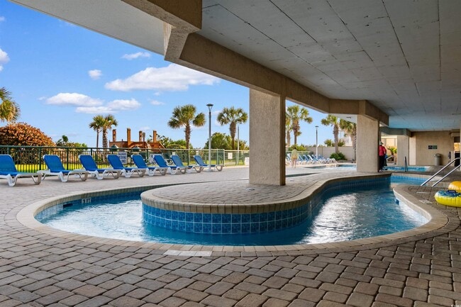Building Photo - 3805 S Ocean Blvd