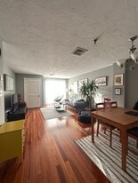 Building Photo - 230 Willard St