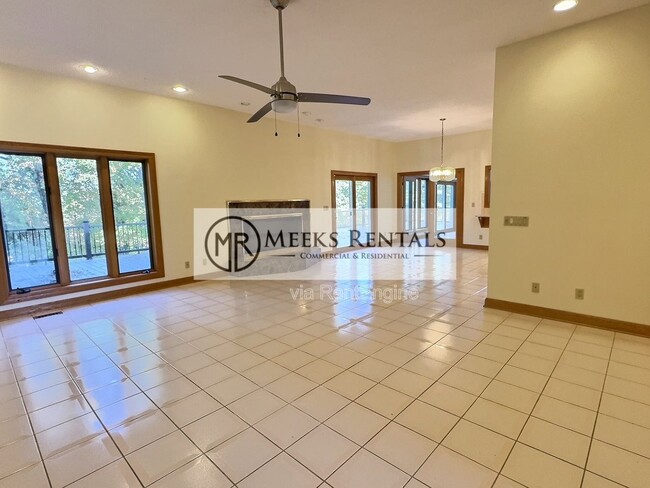 Building Photo - 30 Bridlewood Rd