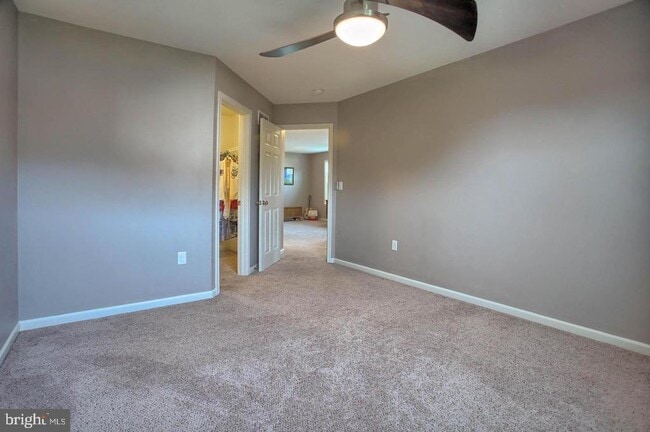 Building Photo - 4755 Laurel Valley Ln