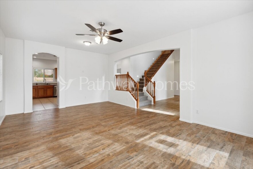 Building Photo - 17762 W Watson Ln