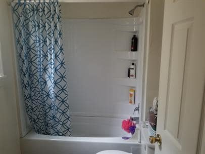 Building Photo - "Cozy 1-Bedroom Gem in Front Royal – Ideal...