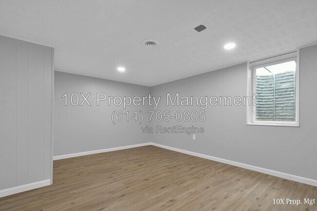 Building Photo - 388 Shanahan Rd