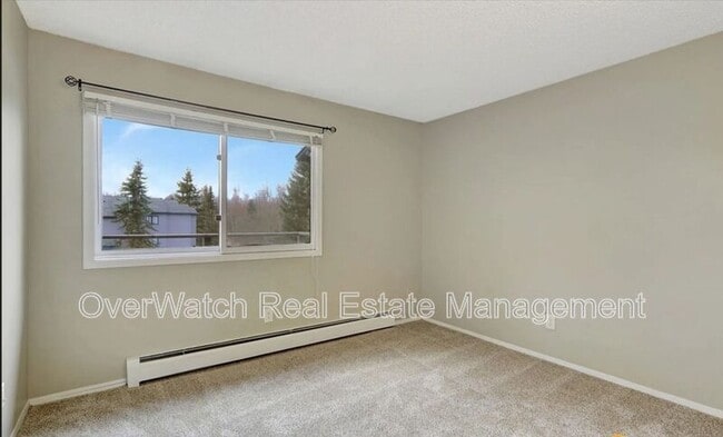 Building Photo - 1615 Sitka St