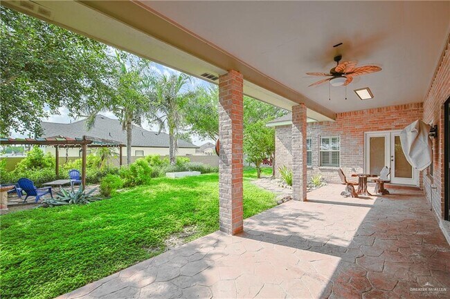 Building Photo - 20 South Dr